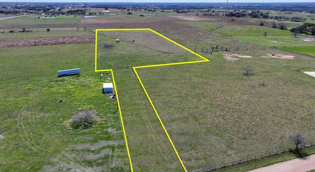 Photo of 1 High Hill Rd, Schulenburg, TX 78956