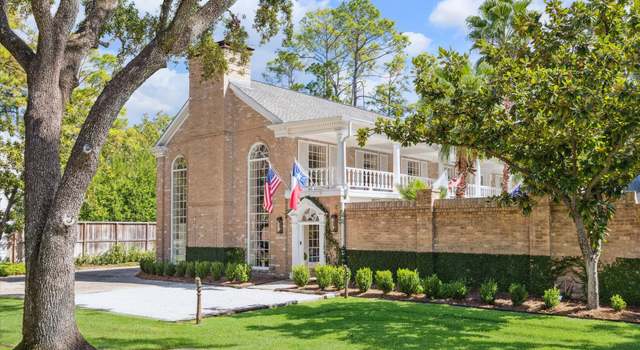 Photo of 667 Shartle Cir, Hunters Creek Village, TX 77024