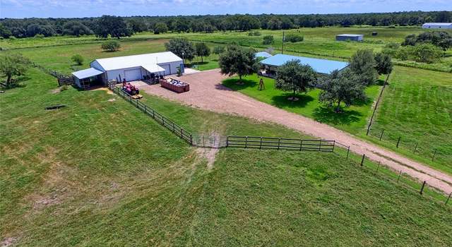 Photo of 1025 County Road 2103, Weimar, TX 78962