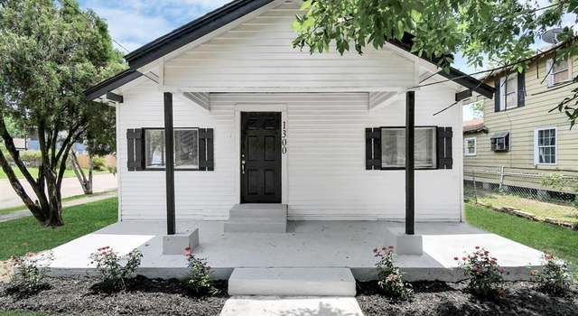 Photo of 1300 Magnolia St, Baytown, TX 77520