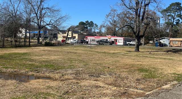 Photo of 309 2nd St, Livingston, TX 77351