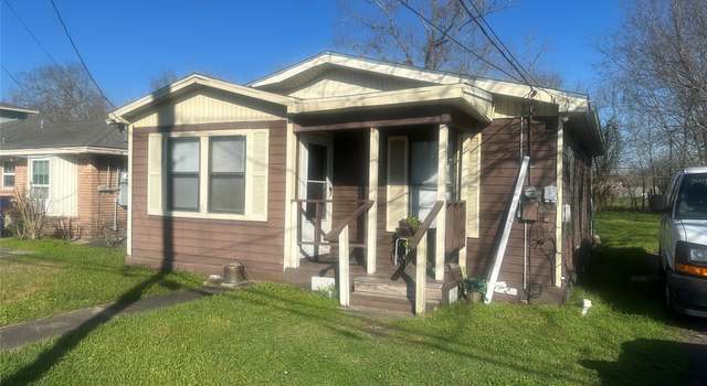 Photo of 404 S Texas St, Texas City, TX 77591