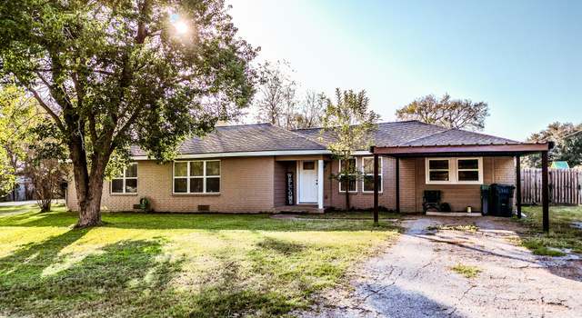 Photo of 210 S 6th St, Normangee, TX 77871