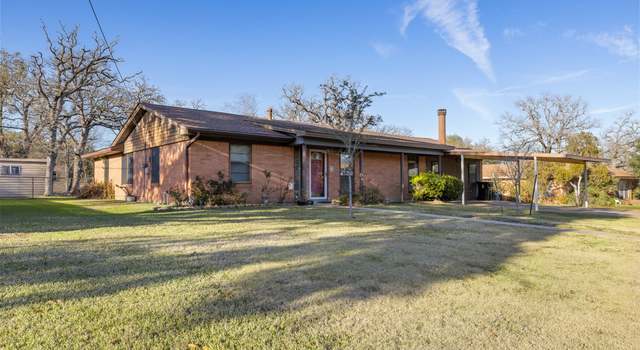 Photo of 902 Mitchell St, Bryan, TX 77802