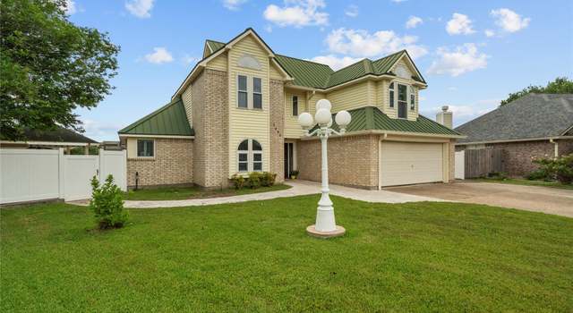 Photo of 1302 Bayou Vista Dr, Deer Park, TX 77536
