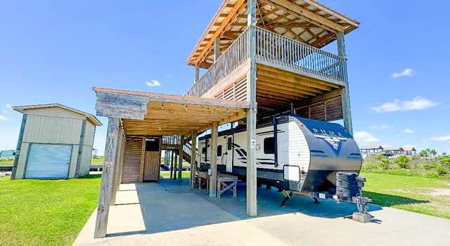 Photo of 1311 Mabry St, Gilchrist, TX 77617