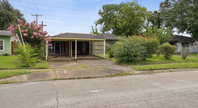 Photo of 7831 Belgard St, Houston, TX 77033