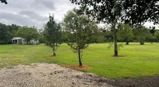 Photo of 13935 Santa Fe Trl, Hamshire, TX 77622