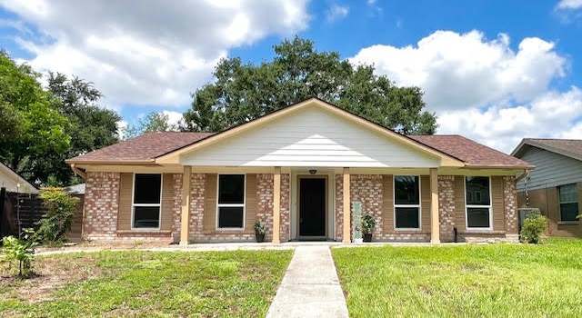 Photo of 9015 Stone Brook Ln, Houston, TX 77040