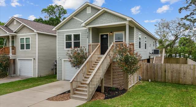 Photo of 2124 Holly Dr, Dickinson, TX 77539