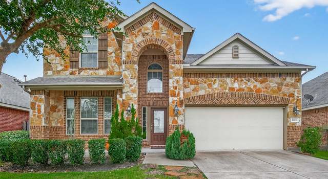 Photo of 6811 Peach Mill Ln, Dickinson, TX 77539