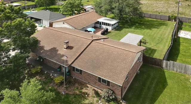 Photo of 638 N Flamingo Dr, Seabrook, TX 77586