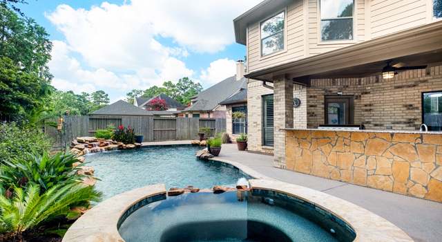 Photo of 709 Hidden Creek Ln, Friendswood, TX 77546