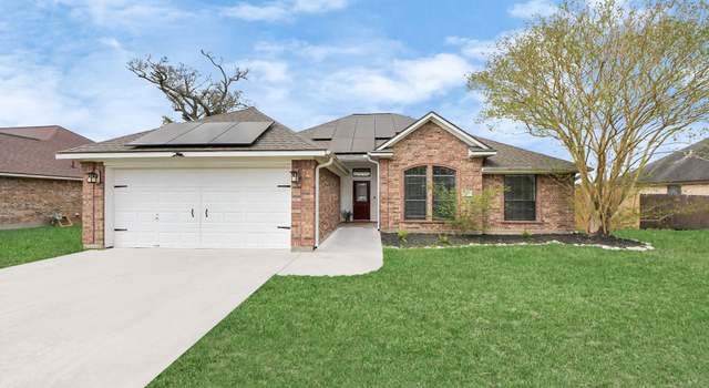 Photo of 105 Meadowlark Ct, Richwood, TX 77566