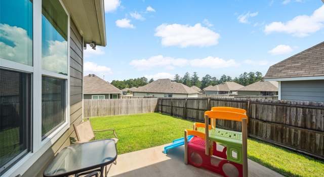Photo of 105 Alessandra Way, Huntsville, TX 77320