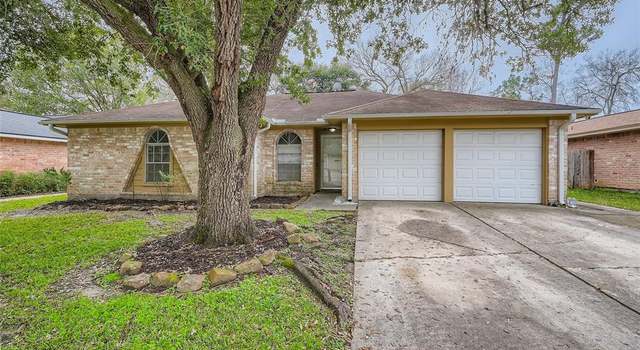 Photo of 6106 Fallengate Dr, Spring, TX 77373
