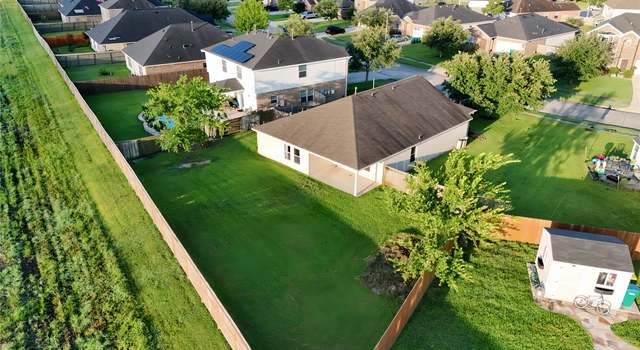 Photo of 821 Grassy Knoll Trl, La Marque, TX 77568