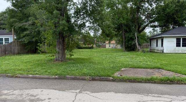 Photo of 3075 Blackmon Ln, Beaumont, TX 77703