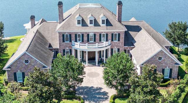 Photo of 31 Southern Crescent Ct, The Woodlands, TX 77380
