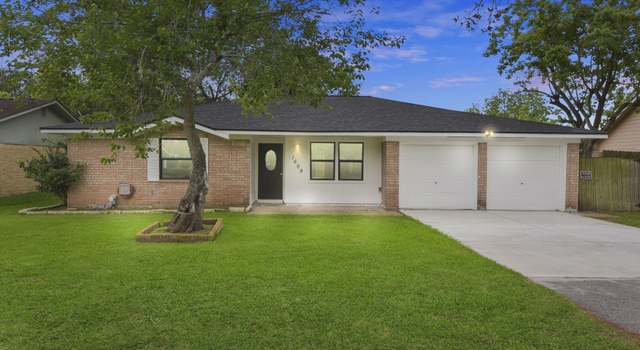 Photo of 1609 3rd St, League City, TX 77573