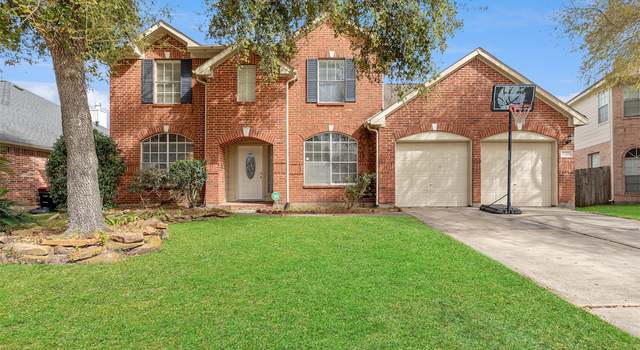 Property at 12422 Glenleigh Dr, Houston, TX 77014, 5 beds, 2.5 baths