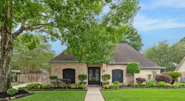 Photo of 2317 Green Tee Dr, Pearland, TX 77581