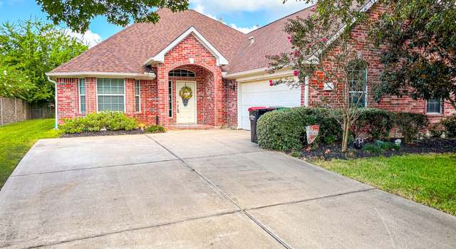 Photo of 50 Cloverdale Ct, Montgomery, TX 77356