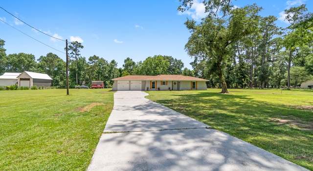 Photo of 2499 Centerline Rd, Conroe, TX 77384