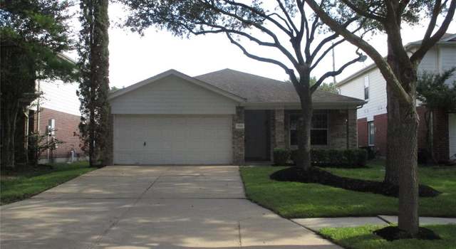 Photo of 17330 Shadow Ledge Dr, Houston, TX 77095