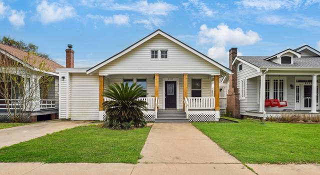 Photo of 3327 Avenue Q 1/2, Galveston, TX 77550