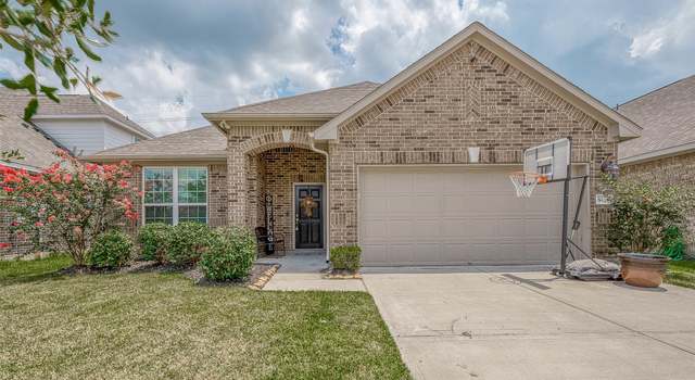 Photo of 8434 Sunset Isles Dr, Baytown, TX 77521