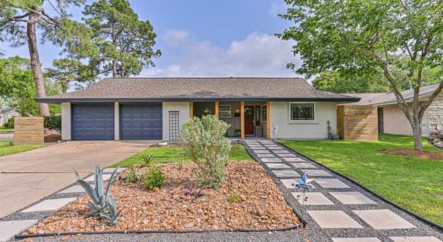 Photo of 1903 Redway Ln, Houston, TX 77062