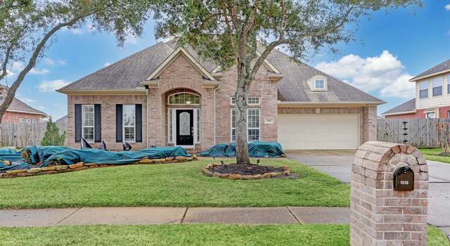Photo of 1938 Rolling Stone Dr, Friendswood, TX 77546