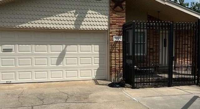 Photo of 822 & 902 Hidden Valley Dr #1, Houston, TX 77088