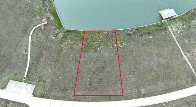 Photo of 33 W Burgundy Bay, Port O Connor, TX 77982