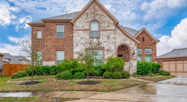 Photo of 2975 Holbrook Valley Ln, League City, TX 77573