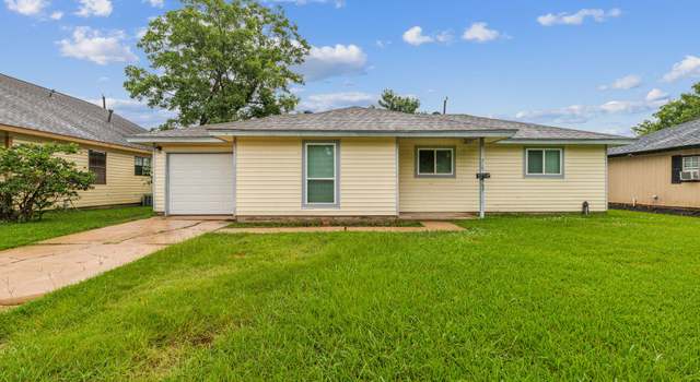 Photo of 315 Brown Dr, Pasadena, TX 77506