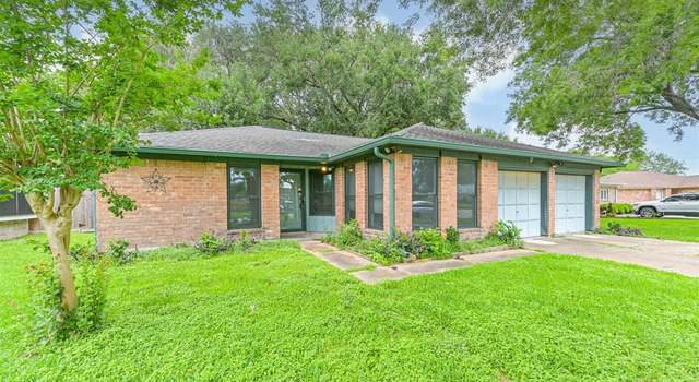 Photo of 2914 Marlin Ct, League City, TX 77573