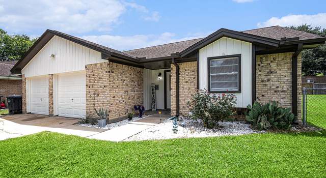 Photo of 1722 Sherwood Cir, Alvin, TX 77511