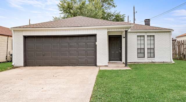 Photo of 2570 Ember Ln, Beaumont, TX 77707