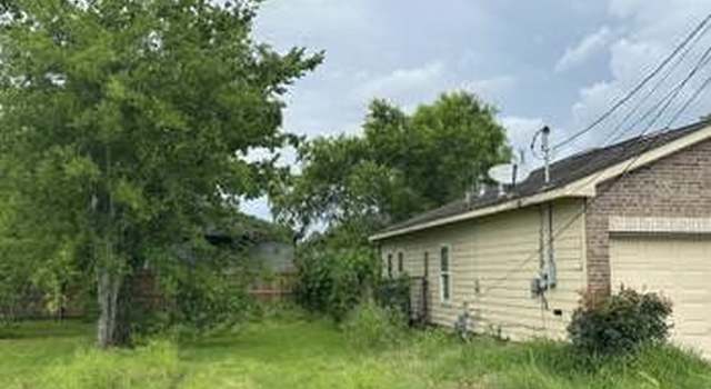 Photo of 9807 Racine St, Houston, TX 77029