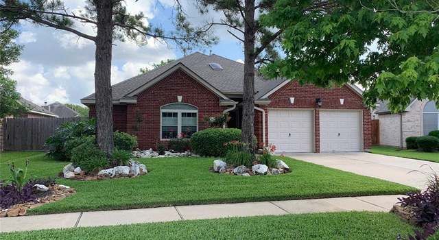 Photo of 10431 Claybrook Dr, Houston, TX 77089