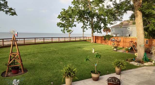 Photo of 4302 Boulevard St, Bacliff, TX 77518