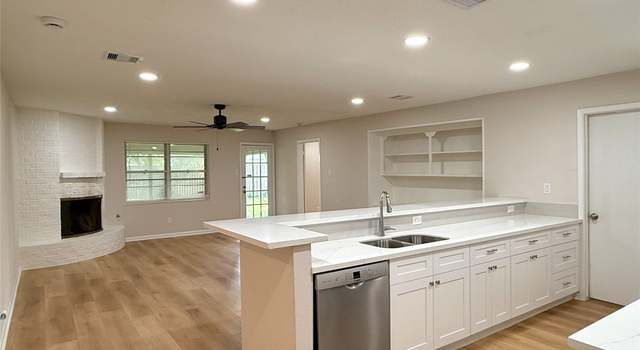 Photo of 4526 Ponca St, Pasadena, TX 77504