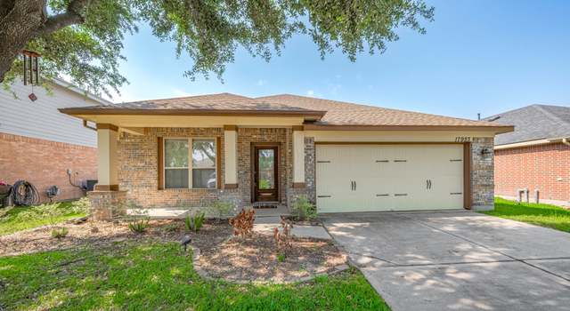 Photo of 17923 Pinewood Grn, Houston, TX 77084