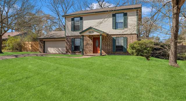 Photo of 128 Royal Oaks St, Huntsville, TX 77320