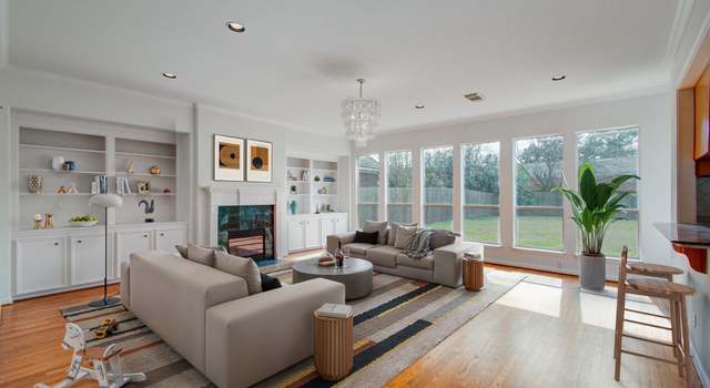 Property at 5425 Loch Lomond Dr, Houston, TX 77096, 4 beds, 3.5 baths