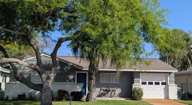 Photo of 226 Mackeral St, Galveston, TX 77550