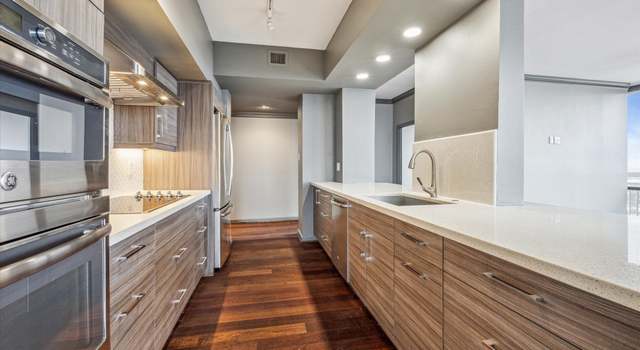 Photo of 15 Greenway Plz Unit 17F, Houston, TX 77046