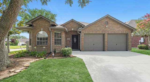 Photo of 3508 Yellowstone Cir, Pearland, TX 77584